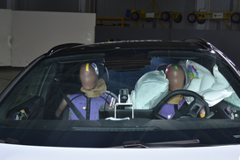 Euro NCAP test BMW Zeekr