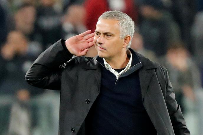 Jose Mourinho | Jose Mourinho je po tekmi poskrbel za deljena mnenja. Unitedovi in Interjevi navijači so mu ploskali, Juventusovi pa so bruhali ogenj. | Foto Reuters