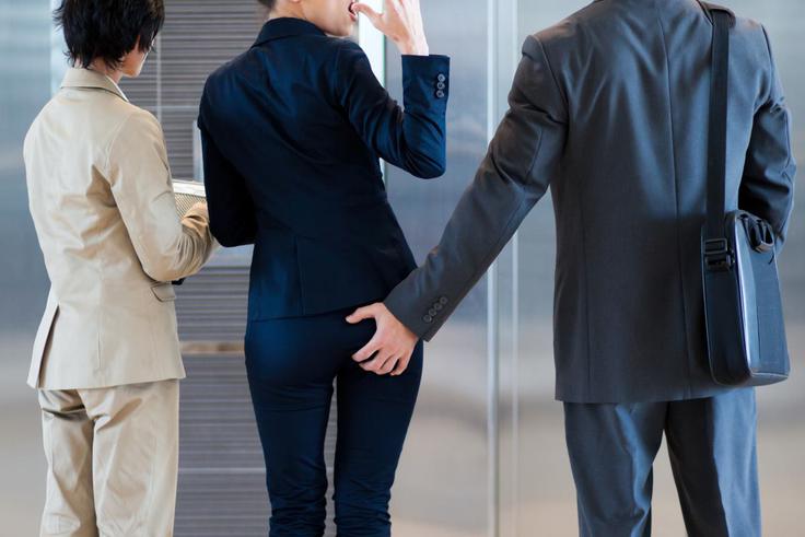 Kakšna dejanja po zakonu preganjajo kot spolni napad? | Foto: Thinkstock
