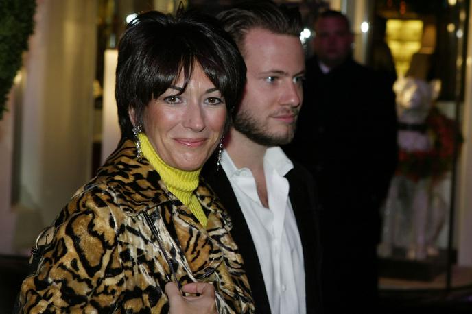 Ghislaine Maxwell | Danes 64-letna Maxwell je bila leta 2022 obsojena na 20 let zaporne kazni, ker je Epsteinu pomagala novačiti mladoletnice, ki so bile nato podvržene spolnim zlorabam. Za zdaj ostaja edina oseba, ki je bila obsojena zaradi sodelovanja z zloglasnim spolnim prestopnikom. | Foto Getty Images