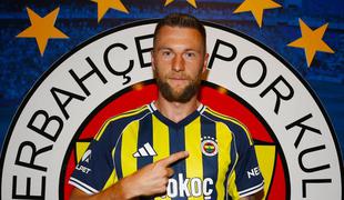Škriniar podpisal štiriletno pogodbo s Fenerbahčejem