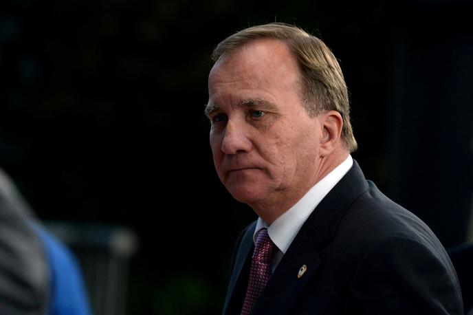 Stefan Lofven švedski premier | Švedski parlament je danes izglasoval nezaupnico premierju Stefanu Löfvenu. Socialdemokratski premier ima zdaj dve možnosti. Lahko odstopi skupaj s svojo vlado ali pa v enem tednu razpiše nove volitve. | Foto Reuters