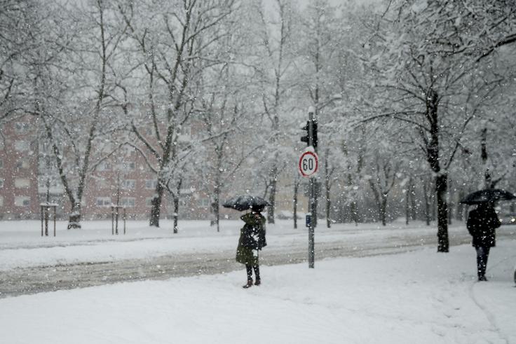 Sneg je oviral promet po vsej državi. | Foto: Ana Kovač