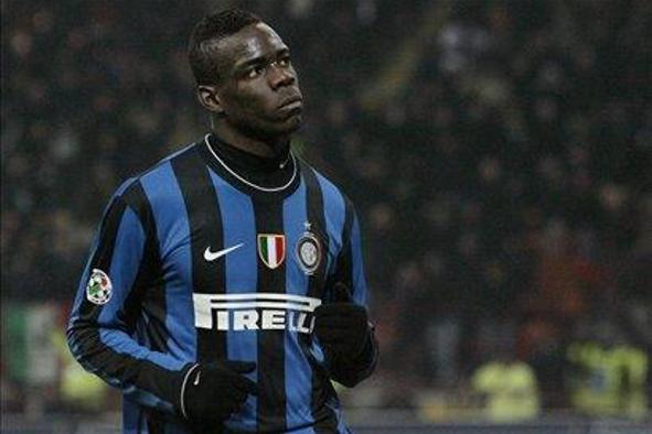 Balotelli namesto v Londonu v Milanu