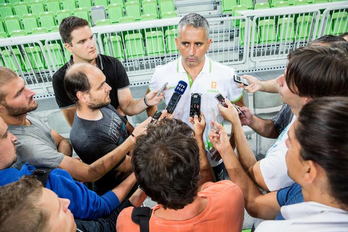"Okostje ekipe se bo izoblikovalo tik pred začetkom kvalifikacij," sporoča selektor Igor Kokoškov. | Foto: Vid Ponikvar