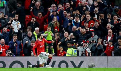 Manchester United po preobratu v polfinale, kar trije rdeči kartoni za Fulham