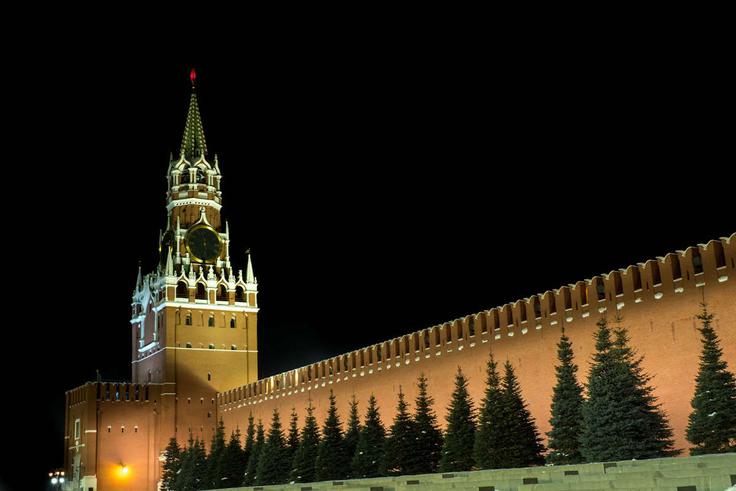 V Rusiji uredniško politiko tako rekoč vsem največjim medijem narekujejo v Kremlju.  | Foto: Shutterstock