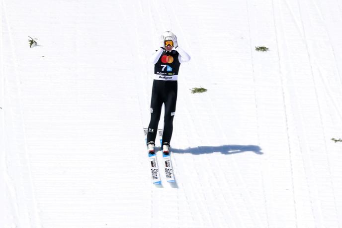 Domen Prevc | Domen Prevc v soboto ni bil najbolj razpoložen. | Foto Reuters
