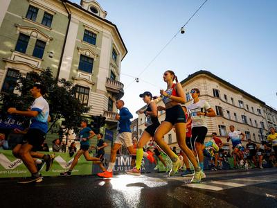 Kam za vikend: od Ljubljanskega maratona do Pomola okusov – gibanje, okus in glasba v enem vikendu!