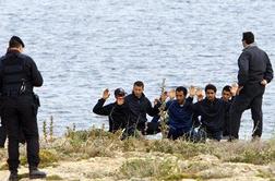 Večina nezakonitih migrantov želi v Italijo