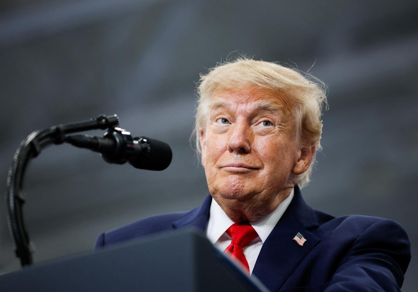 Trump prekinil prenos usmrtitve strelca iz Fort Hooda