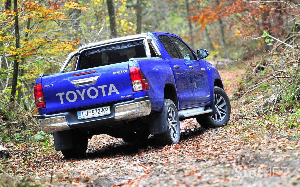 Toyota hilux