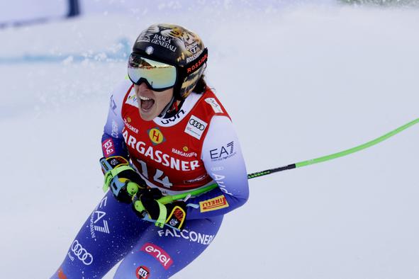 Zmaga je šla v Italijo, Štuhec z napako, Lindsey Vonn pa navdušila