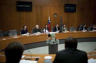 DZ o kandidatu za mandatarja v sredo