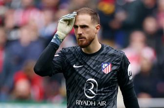 Real prehitel Oblakov Atletico in izkoristil spodrsljaj Barcelone