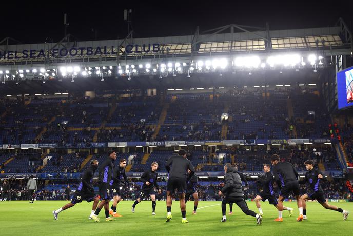 Chelseaju nova milijonska kazen in pogojna prepoved trgovanja