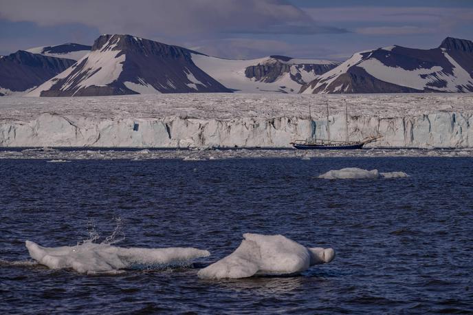 ledenik | Ledenik Hektoria se je med januarjem 2022 in marcem 2022 umaknil za okoli 25 kilometrov. | Foto Profimedia