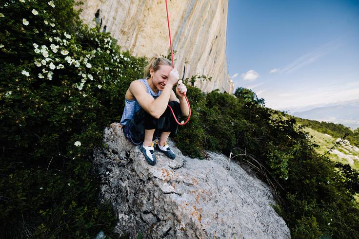 Janja Garnbret po uspešno opravljenem izzivu. | Foto: Red Bull Content Pool