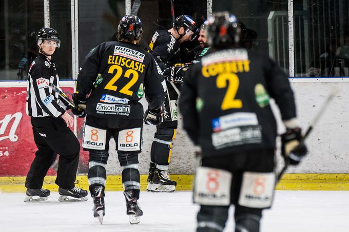 Južni Tirolci so v Tivoliju zrežirali nov preobrat in si priigrali dva zaključna ploščka za naslov prvaka. | Foto: Grega Valančič/Sportida