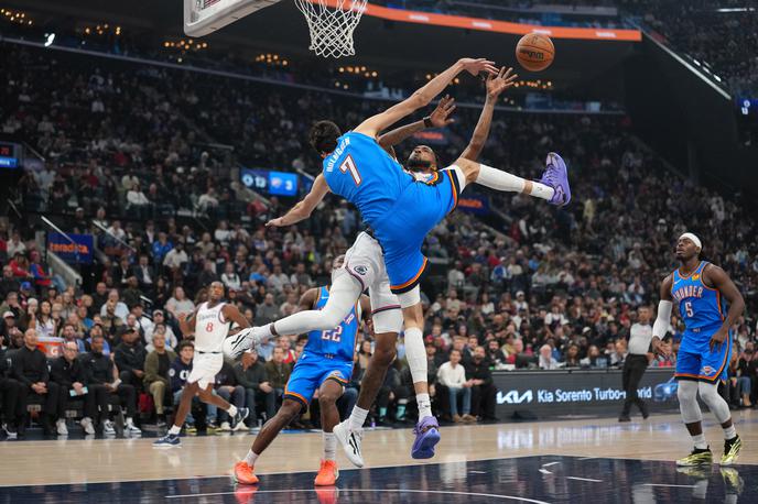 Oklahoma City LA Clippers | Košarkarji Oklahome so s 126:107 premagali Los Angeles Clippers, kar je njihova osma zmaga v tej sezoni.  | Foto Reuters