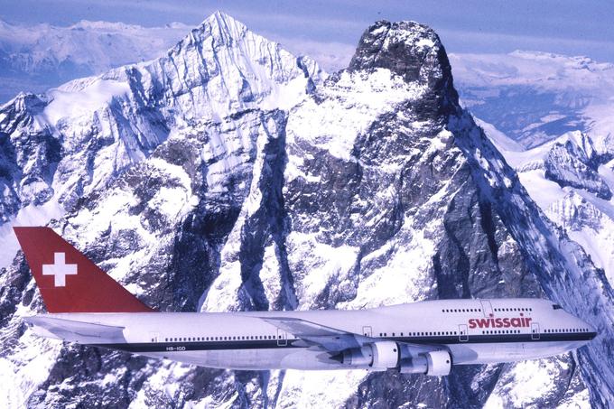Let boeinga 747 švicarskega SwissAir mimo gore Matterhorn.
 | Foto: Thomas Hilmes/Wikimedia Commons