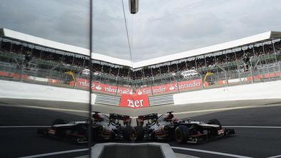 Räikkonen: Lotus mi je zapravil drugo mesto in 8 točk!