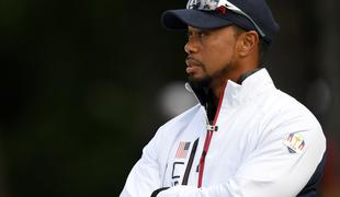 Tiger Woods zaradi nespametnosti za zapahe
