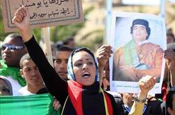 Kontaktna skupina poziva Gadafija k odstopu