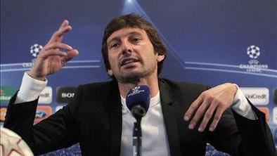 Schalke v Milanu dreza ranjenega leva