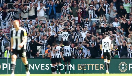 V živo: Liverpool blesti proti Arsenalu, spodrsljaj Nottinghama, ki bo ostal brez lige prvakov?