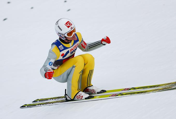 Daniel Andre Tande je imel na zadnji turneji veliko smole, saj mu je prav pri zadnjem skoku, ko se je boril za skupno zmago, ponagajala vez. | Foto: Reuters