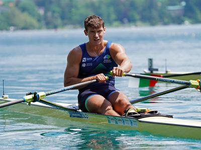Pfeifer z zmago v polfinale