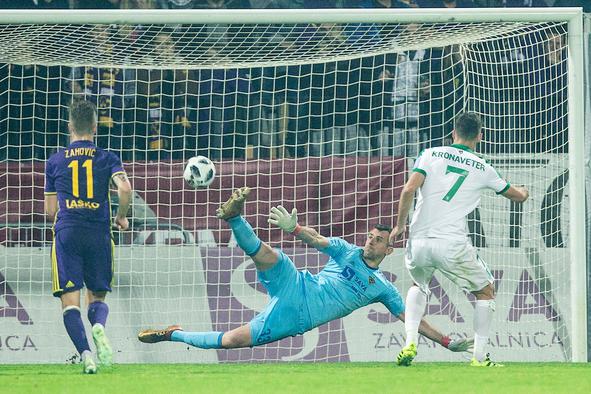 Brez Ronalda, Messija ali Modrića, a je  - naša