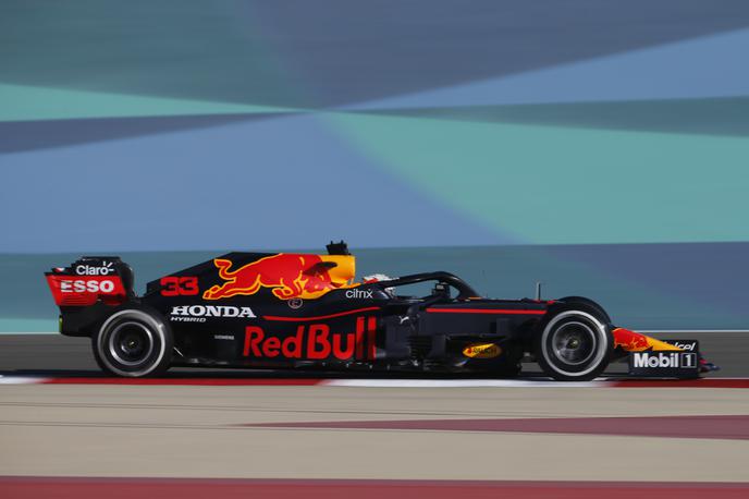 Max Verstappen | Max Verstappen je bil najhitrejšem v prvem dajašnjem dejanju v Bahrajnu. | Foto Reuters