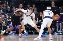 Dallas kljub izjemnemu novincu izgubil v Utahu, poraz za Boston in zmagoslavje Denverja #video