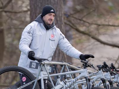 Albert Riera v težavah pred največjim testom: bo pravočasno našel rešitev?