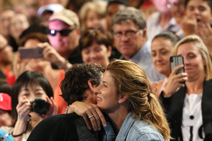 Rogerja Federerja je tudi tokrat spremljala žena Mirka. | Foto: Gulliver/Getty Images