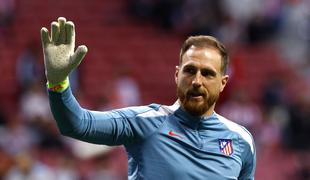 Oblak vse bližje priznanju, poraz prvakov