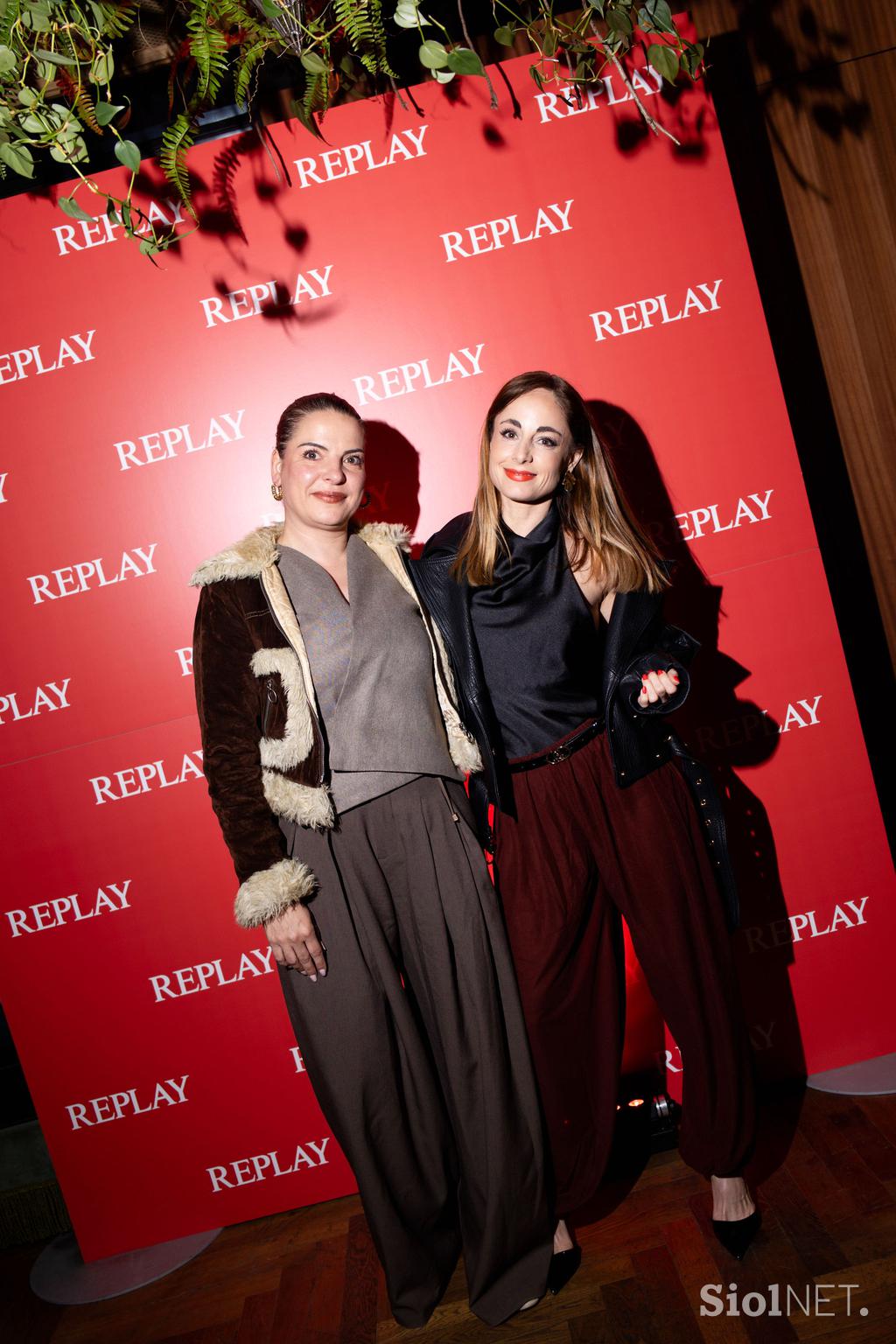 REPLAY The Night