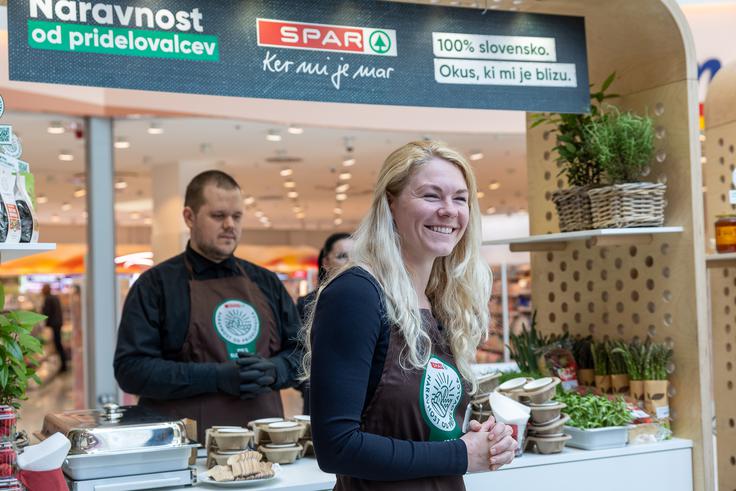 Naravnost od pridelovalca | Foto: Spar
