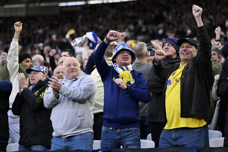 Navijači Leedsa so se razveselili prvega napredovanja ljubljencev v polfinale pokala FA po letu 1987. | Foto: Reuters