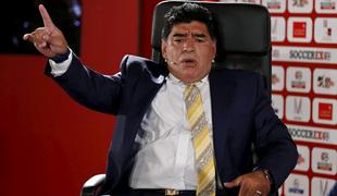 Maradona: Blatter je Platinija naučil krasti