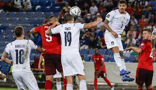 Rekord Italijanov, Gareth Bale s "hat-trickom" rešil Wales