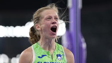 Tina Šutej na SP osvojila prvo odličje, Guček 14. v polfinalu