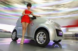 Avtomobilski salon v Pekingu: po hostesah še prepoved obiska za otroke?
