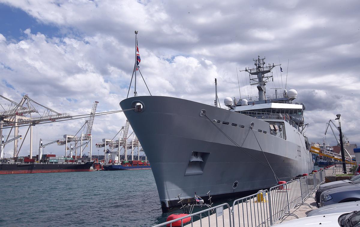 Vojaška ladja HMS Enterprise Nato | Foto Zdravko Primožič/FPA