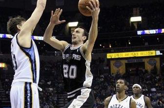 Phoenix in Milwaukee uspešna brez Slovencev