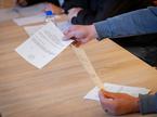 Referendum. Volitve. Glasovanje. Volilna skrinjica.