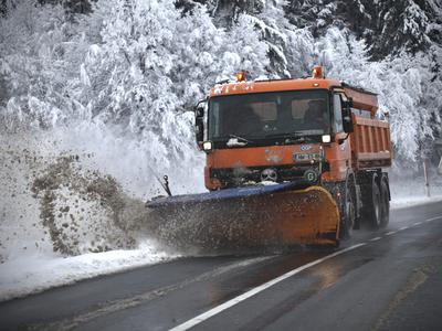 Pred nami je občutna sprememba vremena, ki lahko prinese tudi snežinke #animacija