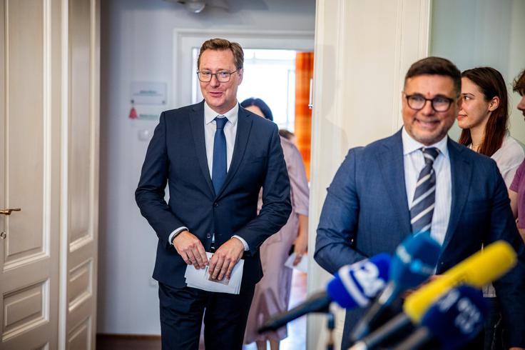 "Verjamem, da bo Gregor župan, ki bo Ljubljani vrnil identiteto in poskrbel, da bo Ljubljana v prvi vrsti dom svojim prebivalcem," je dejal Vladimir Prebilič. | Foto: STA
